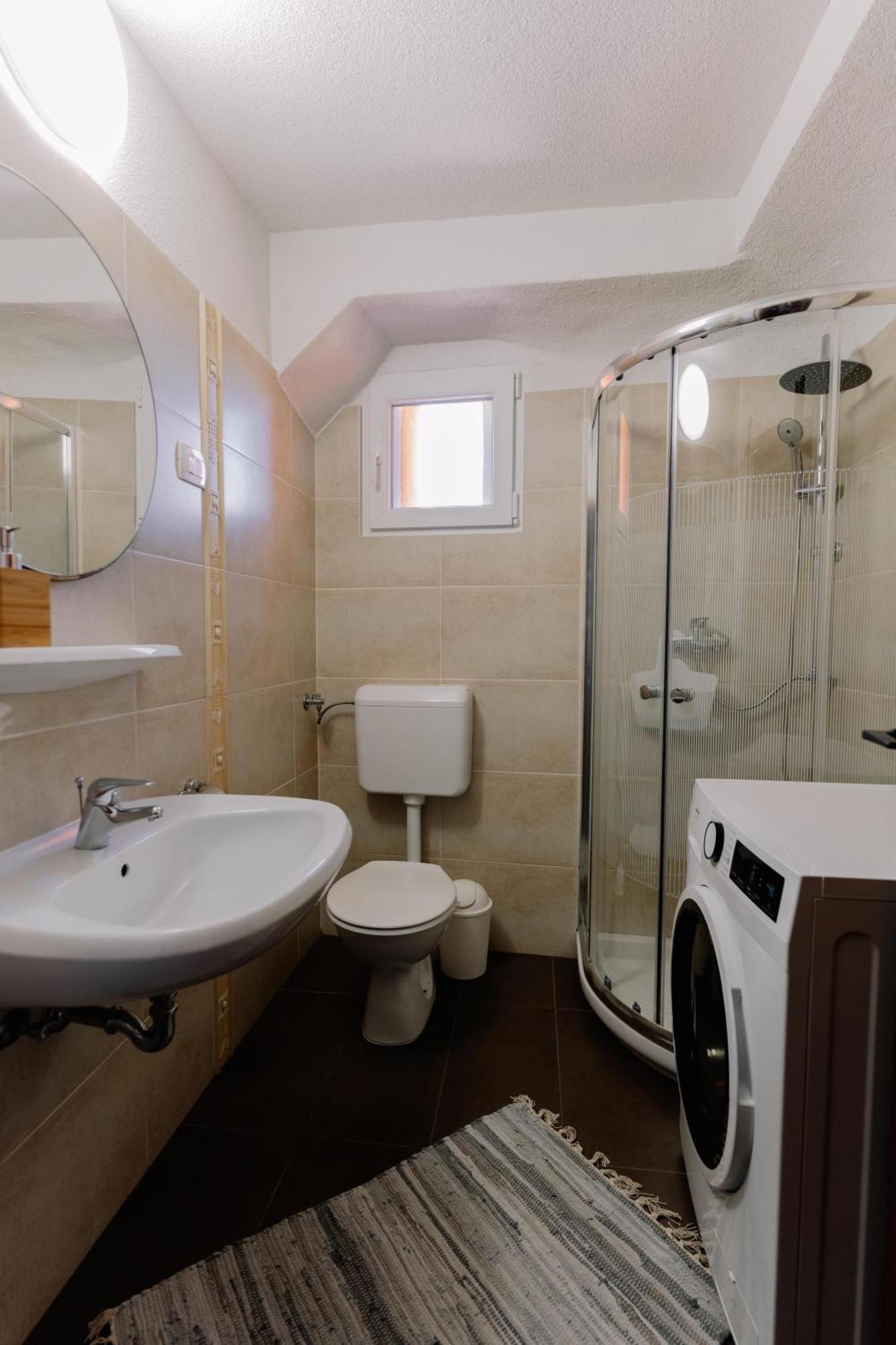 Luanas Rooms With Istrian Touch Buzet Luaran gambar