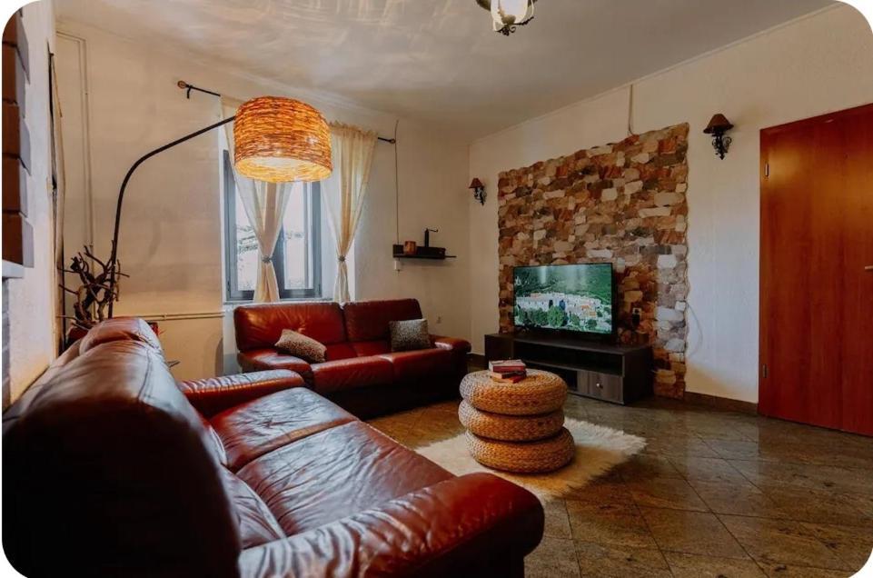Luanas Rooms With Istrian Touch Buzet Luaran gambar